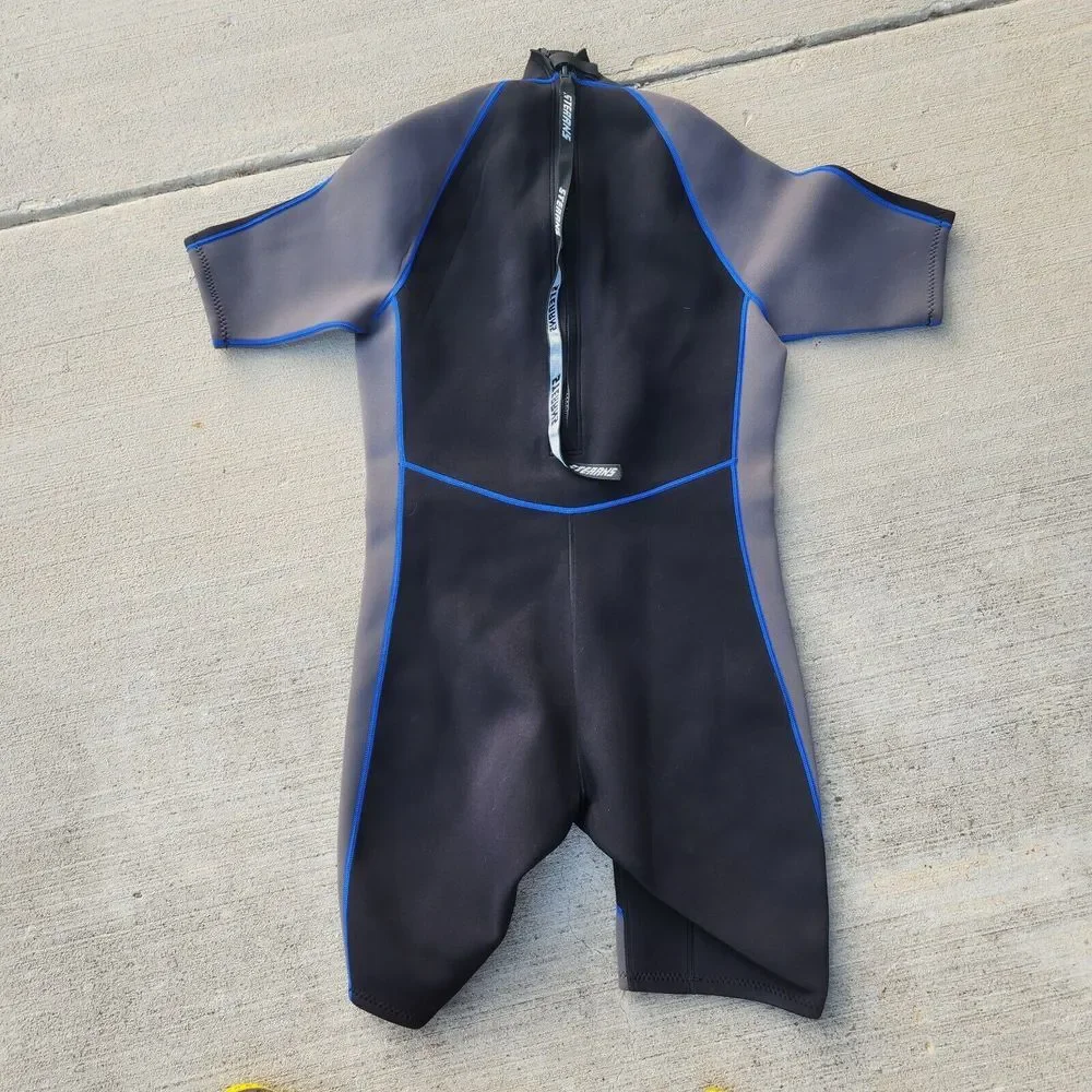 Men's Team Stearns Watersports Shorty Wetsuit Black/Gray Size L 2mm‎ Inseam 9